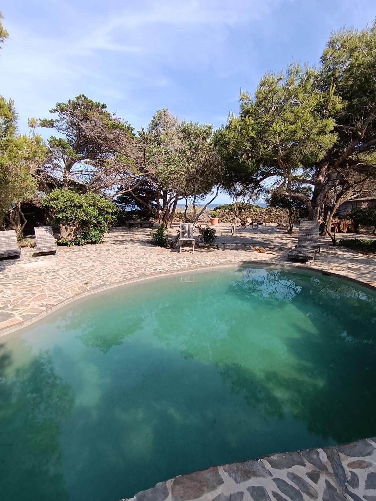 Isla Privada En Cadaques De Ensueno Con 11 Habitaciones Dobles Con Bano Privado Y Piscina Exteriör bild
